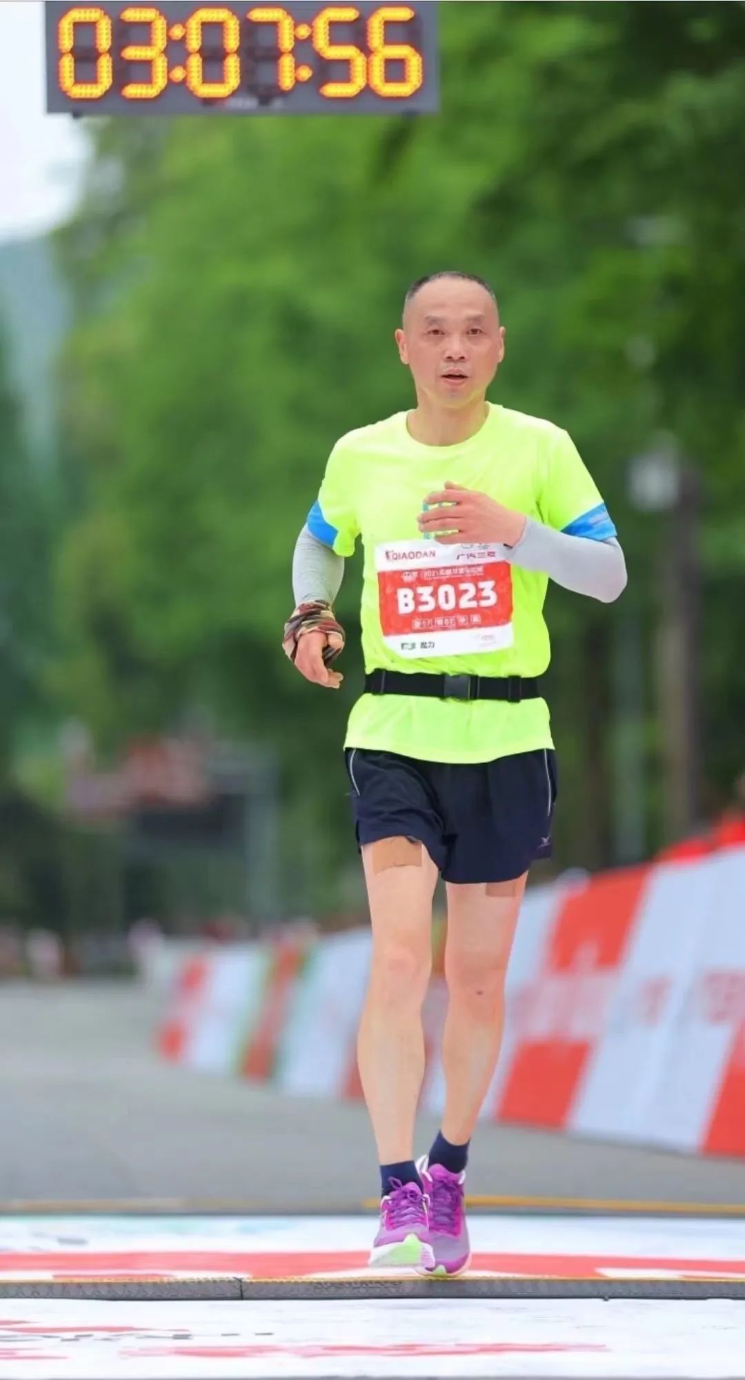 成都双遗马拉松_马拉松比赛成都_成都马拉松死人