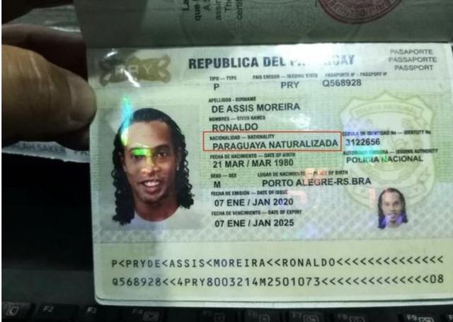 监狱足球赛冠军_狱警和囚犯踢足球_死在监狱里的足球裁判