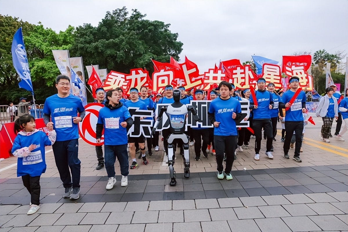 马拉松柳州2024_柳州马拉松_马拉松柳州怎么报